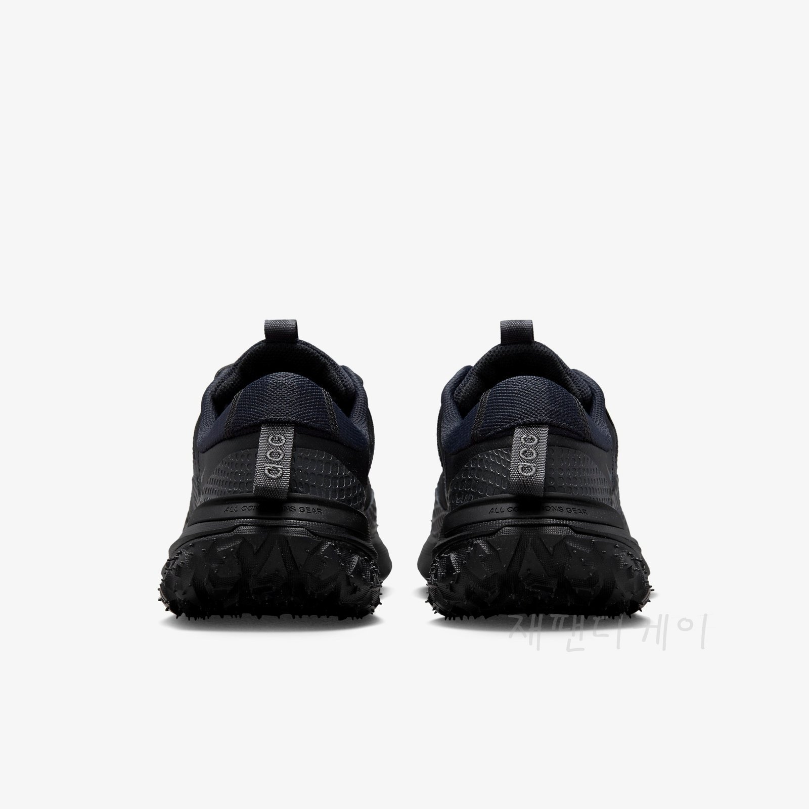 나이키 ACG 마운틴 플라이 2 로우 블랙 DV7903-002 - 이미지 5